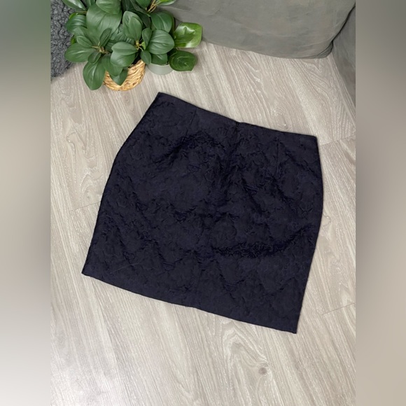🔵5 For $15🔵 Banana Republic Brocade Black & Blue Mini Skirt With Pockets - Picture 3 of 6